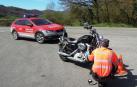 Un motorista herido grave en el polígono de Iraizotz al chocar contra un camión