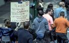 La manifestación ha comenzado a las 12.30 horas en el Palacio de Justicia y la marcha se dirige a la Plaza del Castillo