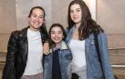 Haizea, Asociación por la danza en Navarra, cerró las actividades organizadas con motivo del Día de la Danza con la habitual Gala de teatro, que tuvo lugar un año más en el Auditorio de Barañáin. Los alumnos y alumnas de la asociación presentaron las coreografías preparadas para tal evento y compartieron el espacio con bailarines profesionales, que fueron los encargados de cerrar el espectáculo.