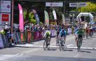 Nelson Soto (Caja Rural) se lleva la segunda etapa de la Vuelta a Madrid en un reñido sprint