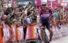El italiano Viviani repite victoria en el Giro