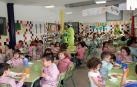 Alumnos en el comedor del colegio de Cintruénigo.