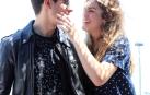 Amaia y Alfred, en un encuentro con la prensa y sus seguidores en Lisboa a un día para Eurovisión.