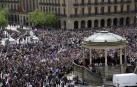 La manifestación ha comenzado a las 12.30 horas en el Palacio de Justicia y la marcha se dirige a la Plaza del Castillo