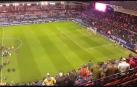 La afición de Osasuna celebra la victoria contra el Oviedo
