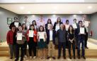 Discapacitados intelectuales obtienen el certificado de auxiliar de comercio
