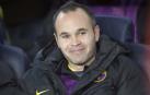 Andr&eacute;s Iniesta ampl&iacute;a su contrato  y ser&aacute; blaugrana hasta 2018
