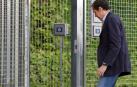 Zaplana llega a la Comandancia de la Guardia Civil en Valencia tras finalizar los registros