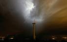 Las tormentas han llegado con granizo este miércoles a Pamplona y la Comarca, donde se han registrado tres episodios tormentosos