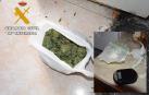 Un detenido en la desarticulación de un punto de venta de droga en la Ribera