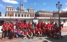 Aficionados rojillos se dejan ver por las calles de Valladolid