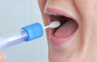 Le dan alto para hacerle un test de drogas en Tudela y termina tragándose el hisopo
