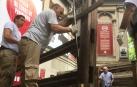 Comienzan a montar desde el callejón el vallado del encierro