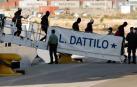 Llega el primer barco de la flota del Aquarius al puerto de Valencia