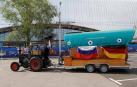 Un hincha alemán llega en tractor al Mundial de Rusia tras 30 días de viaje