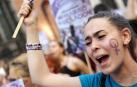 Miles de personas vuelven a tomar las calles de Madrid al grito de "No es abuso es violación"