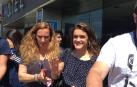 Decenas de fans han esperado a que los 16 cantantes dejaran el hotel Zenit