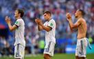 Uruguay despierta a la anfitriona del sueño con tres goles