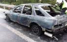 Un vehículo se incendia en la AP-15 a la altura de Olite