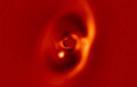Astrónomos captan la primera imagen de un planeta recién nacido