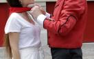 San Fermín en femenino: Elisabeth y Daniel Azcona, la gloria del torilero