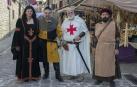 Los XVIII Encuentros con la historia de Artajona volvieron a vestir la localidad de época. Esta fiesta, declarada de Interés Turístico de Navarra, evoca cada año los avatares a los que se vio sometida Artajona en el Medievo. Además del tradicional acto de 'Toma del Cerco' se celebraron desfiles de combatientes y caballeros,  mercado medieval, cetrería, torneo medieval o taller de esgrima.
