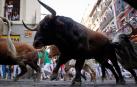 Imágenes del tercer encierro de los Sanfermines 2018, protagonizado por toros de Cebada Gago.