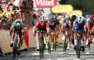 Gaviria logra el doblete en Sarzeau y Van Avermaet sigue líder