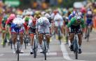 Sagan logra el triplete en el esprint de Valence