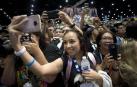 Gal Gadot y Johnny Depp enloquecen al público de Comic-Con