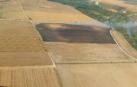 Los fuegos se produjeron en dos campos de cereales y fueron provocados por las chispas de dos cosechadoras.