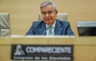 El coronel jefe de la UCO, Manuel Sánchez Corbí (d), durante su comparecencia en la comisión que investiga en el Congreso de los Diputados la presunta financiación ilegal del Partido Popular.