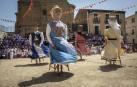Carcastillo homenajeó este domingo a Mari Carmen Palacios por toda una vida dedicada al cuidado y mantenimiento de la parroquia local. El reconocimiento tuvo lugar en la iglesia de San Salvador, que acogió la misa del día grande de las fiestas.
