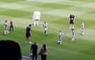 La mascota que 'calienta' a los aficionados del West Brom