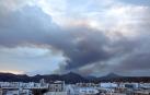 El incendio de Valencia ha quemado 1.400 hectáreas y sigue activo