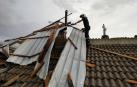 Varios tejados de Mélida sufren daños a causa de una fuerte tormenta