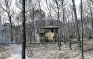 Continúan activos dos focos en el incendio de Valencia