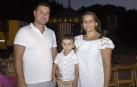 La localidad navarra de Allo disfrutó de una noche de espectáculos dedicados a los más peques de la casa. Dentro del programa 'Noches a la fresca' de verano, los payasos Kollins reunieron a su público en el Paseo de la Fuente e hicieron reír no solo a los niños sino a toda la familia. ¡Click! quiso vivir el encuentro.