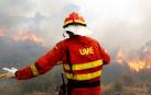 Los bomberos confían en dar por controlado el fuego de Llutxent esta tarde