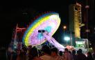 Rescatadas una docena de personas atrapadas en una atracción de feria