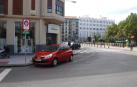 Finalizan los trabajos de señalización de las nuevas plazas rojas en el Ensanche