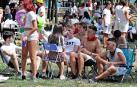 Burlada ha disfrutado en su tercer día de fiestas de su anual caldereta con grupos de todas las edades en el Parque de la Nogalera