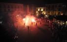 Tafalla finaliza sus fiestas con en último encierro de toros, la despedida de los gigantes, cantos por las calles y un correfoc focarrada