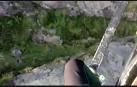 El GREIM rescata en helicóptero a dos jóvenes en la ladera de las peñas de Aya, en Lesaka