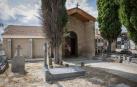 Profanan una tumba y se llevan restos en el cementerio de Viana