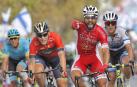 Bouhanni vuelve a volar en la Vuelta, y Pinot y Kelderman, cortados