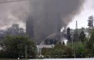 Ocho heridos en un gran incendio en una refinería alemana