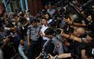 Un tribunal birmano condena a 7 años de prisión a dos periodistas de Reuters