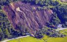 El balance de víctimas a causa del terremoto de magnitud 6,7 en la escala de Richter que ha sacudido este jueves de madrugada la isla japonesa de Hokkaido (norte) ha ascendido a siete muertos y 200 heridos, mientras que otras 30 personas continúan desaparecidas.