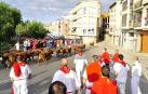 Imágenes de fiestas de Peralta de este viernes, 7 de septiembre, día en el que se ha celebrado el día de las peñas. Los jóvenes han cambiado el atuendo blanco y rojo por los disfraces.
